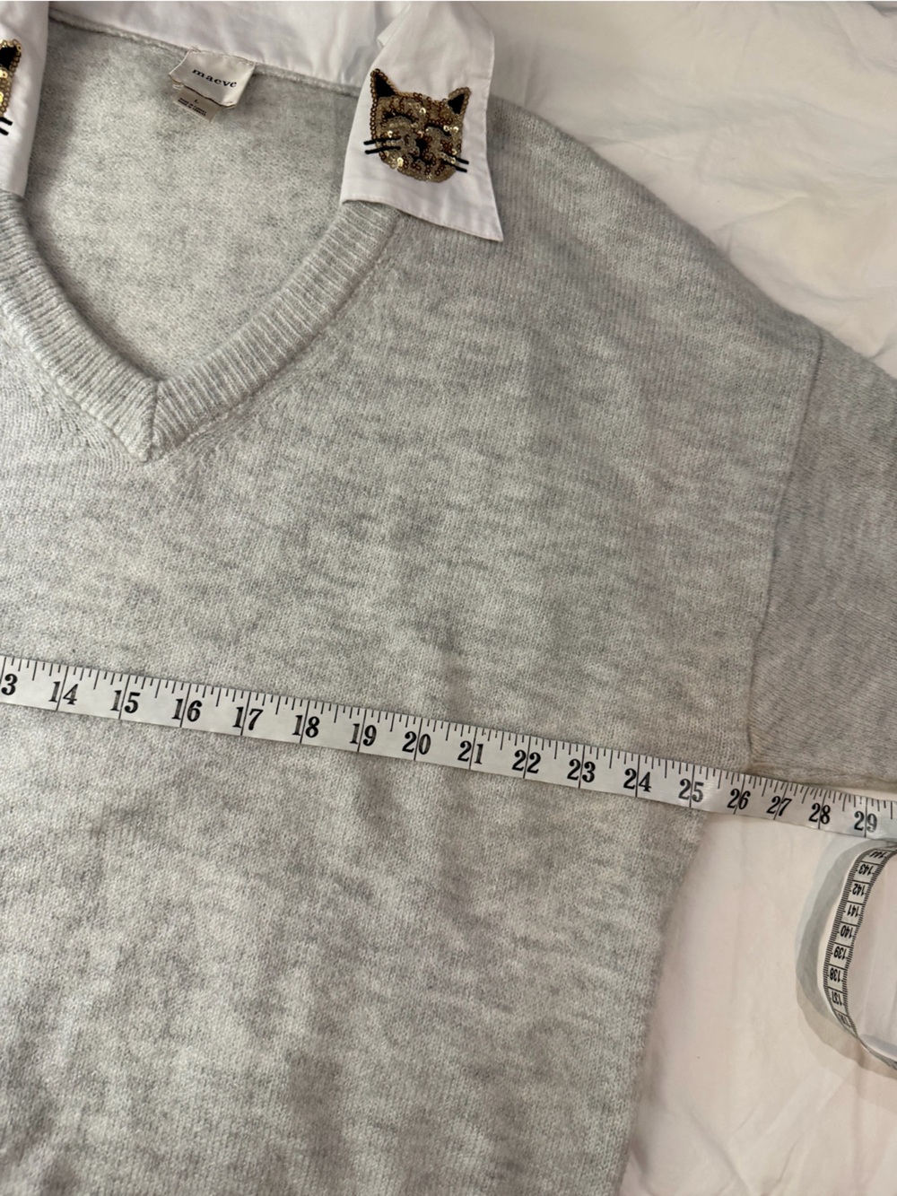 NWOT ANTHROPOLOGIE MAEVE Embroidered V-Neck Sweater CATS Grey L - Picture 11 of 15